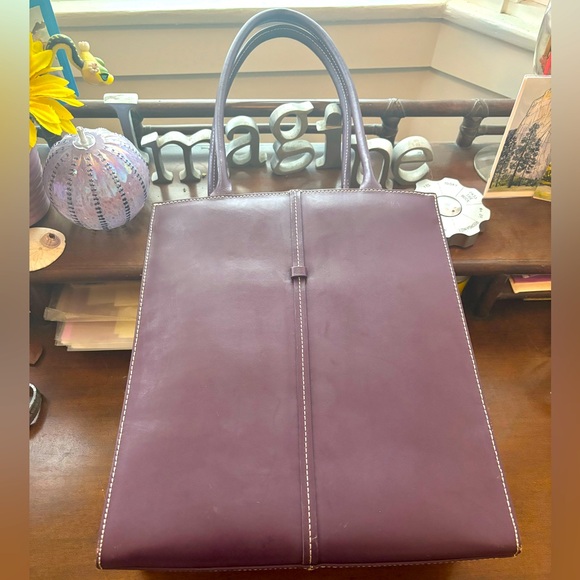Purple leather tote - Picture 2 of 8